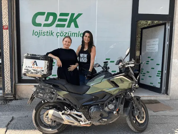 Ana Kurye Istanbul Airport lost property collection customer case with CDEK shipping support